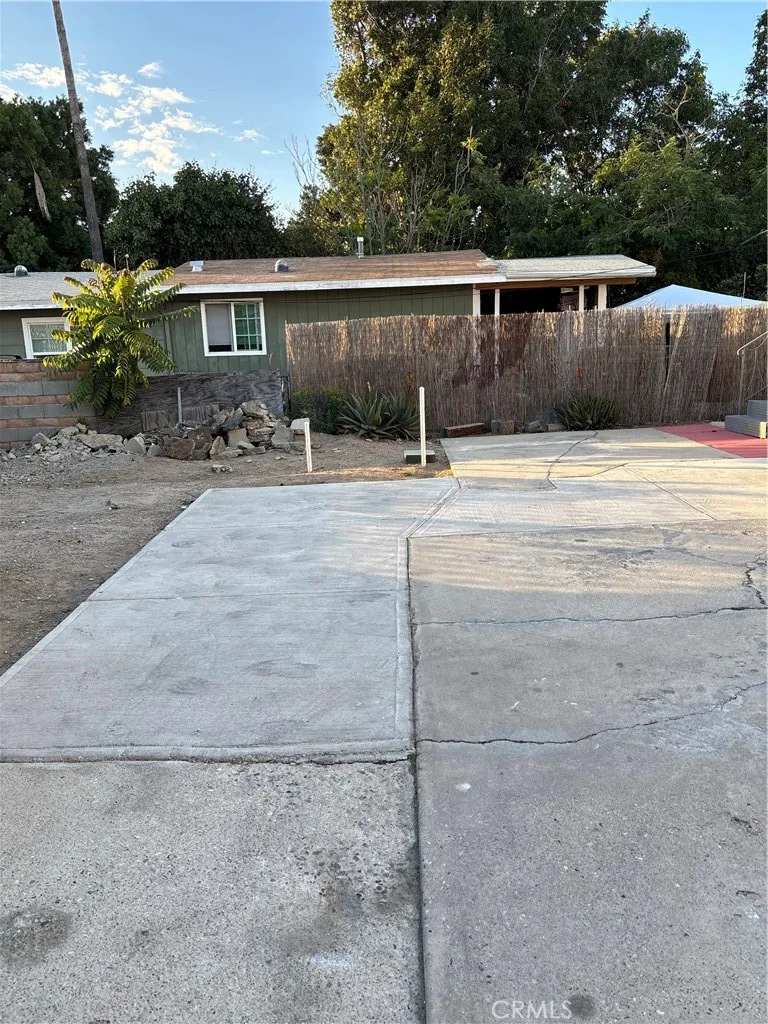11962 Cedar Avenue Hawthorne, CA 90250