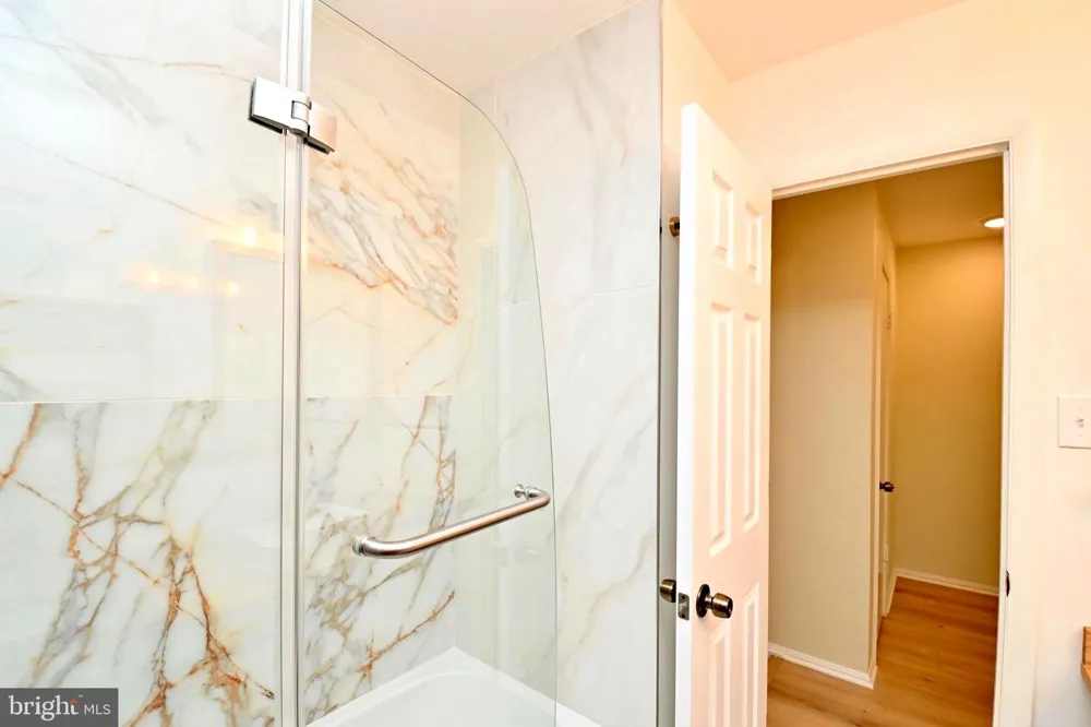 7215 WILLOW OAK PLACE Springfield, VA 22153
