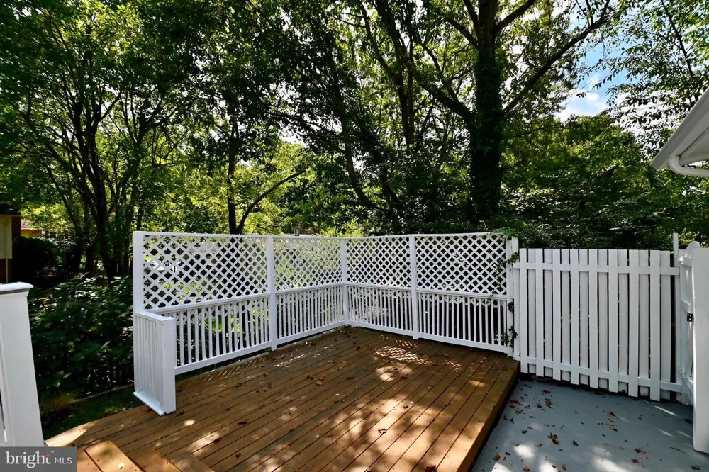 7215 WILLOW OAK PLACE Springfield, VA 22153