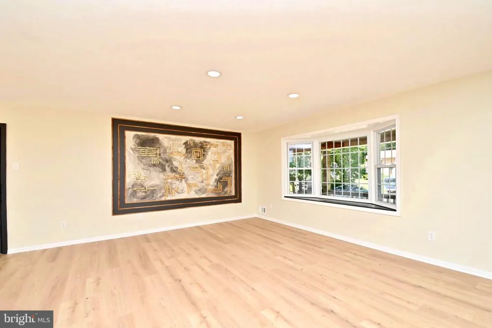 7215 WILLOW OAK PLACE Springfield, VA 22153