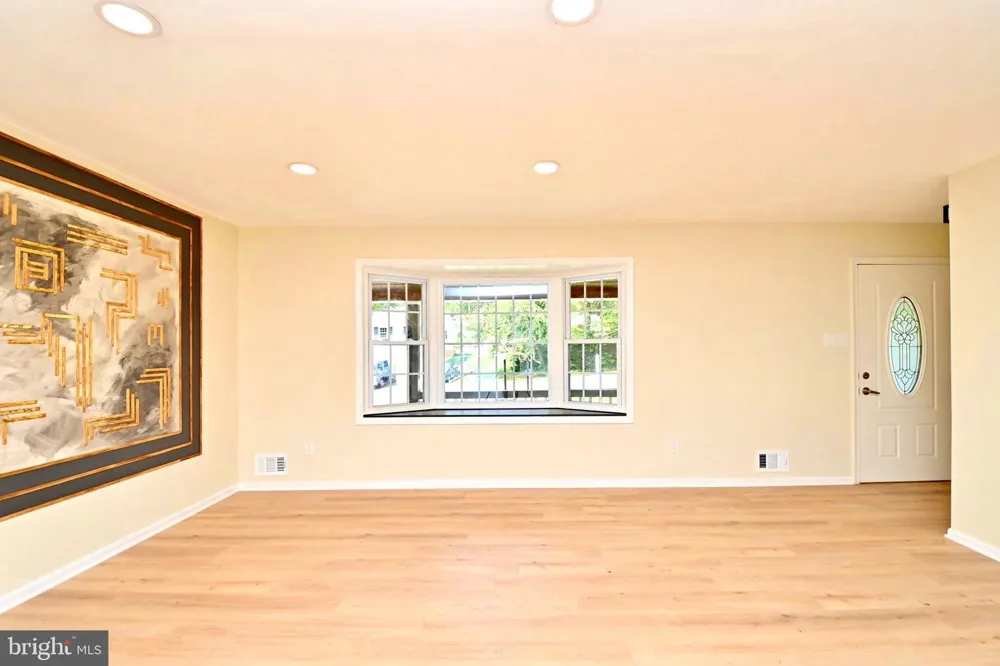 7215 WILLOW OAK PLACE Springfield, VA 22153