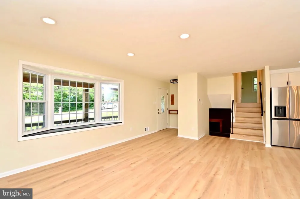 7215 WILLOW OAK PLACE Springfield, VA 22153