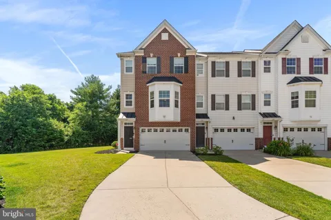 135 WINTERBERRY WAY