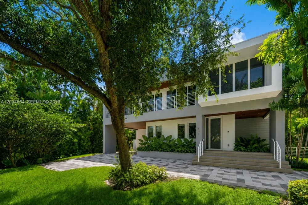 425 Harbor Dr Key Biscayne, FL 33149