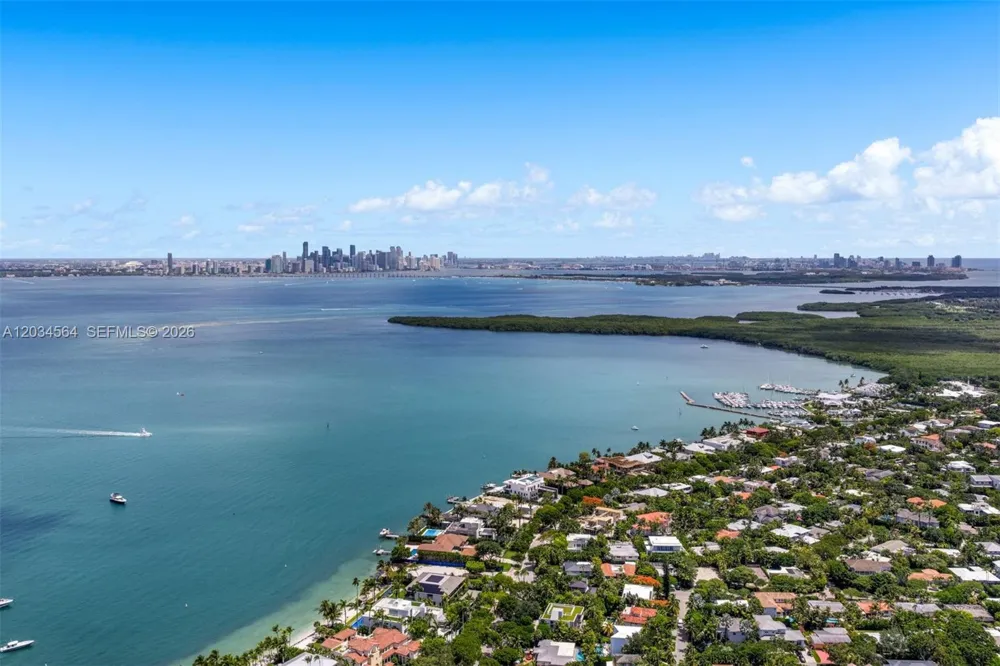 425 Harbor Dr Key Biscayne, FL 33149