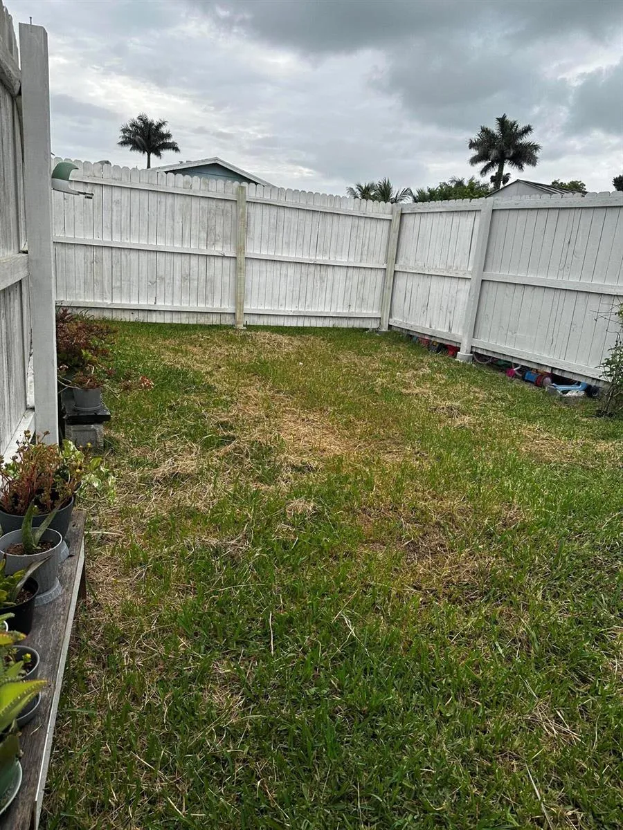 566 SE 7th Drive Belle Glade, FL 33430