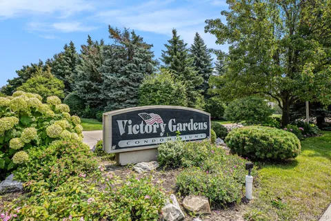 5477 Victory Circle