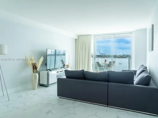 1100 West Ave #510 Miami Beach, FL 33139