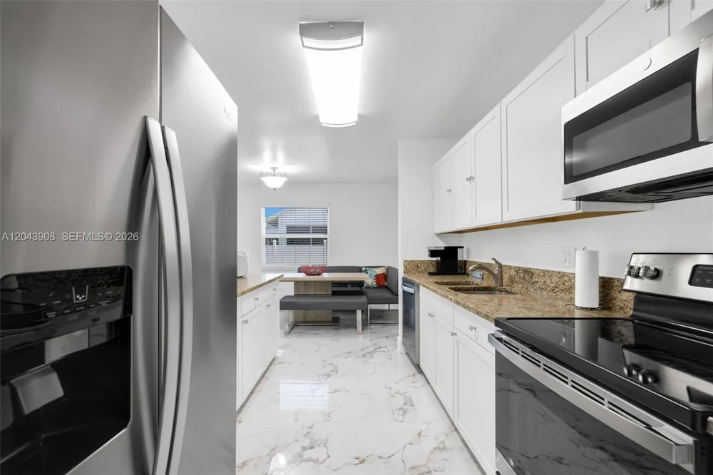 1318 Bayport Ave Marco Island, FL 34145