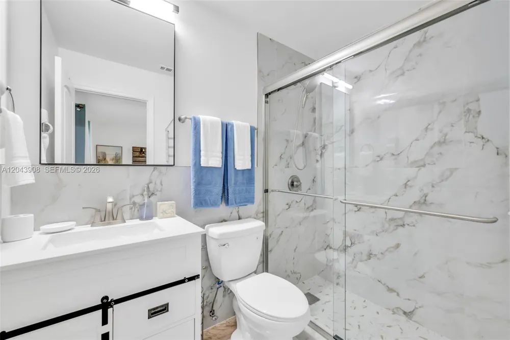 1318 Bayport Ave Marco Island, FL 34145