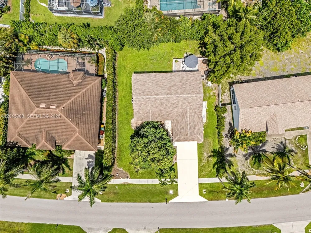1318 Bayport Ave Marco Island, FL 34145