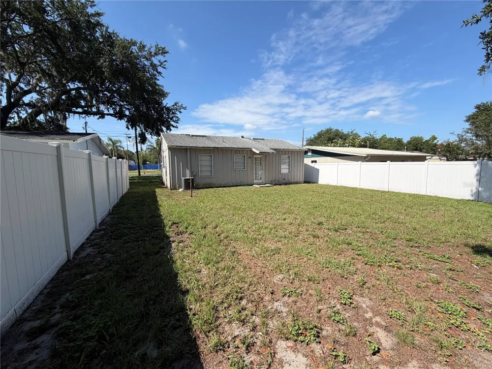 311 W BELLA VISTA STREET Lakeland, FL 33805