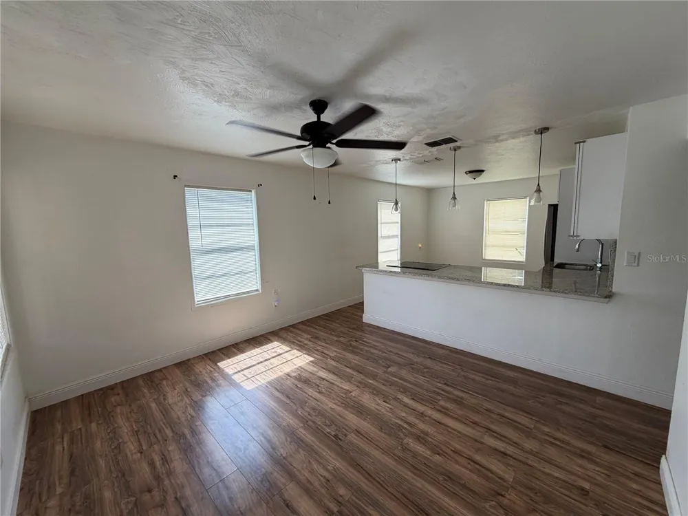 311 W BELLA VISTA STREET Lakeland, FL 33805