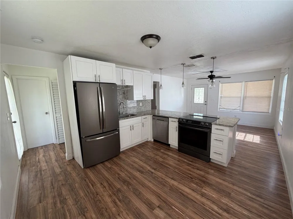 311 W BELLA VISTA STREET Lakeland, FL 33805