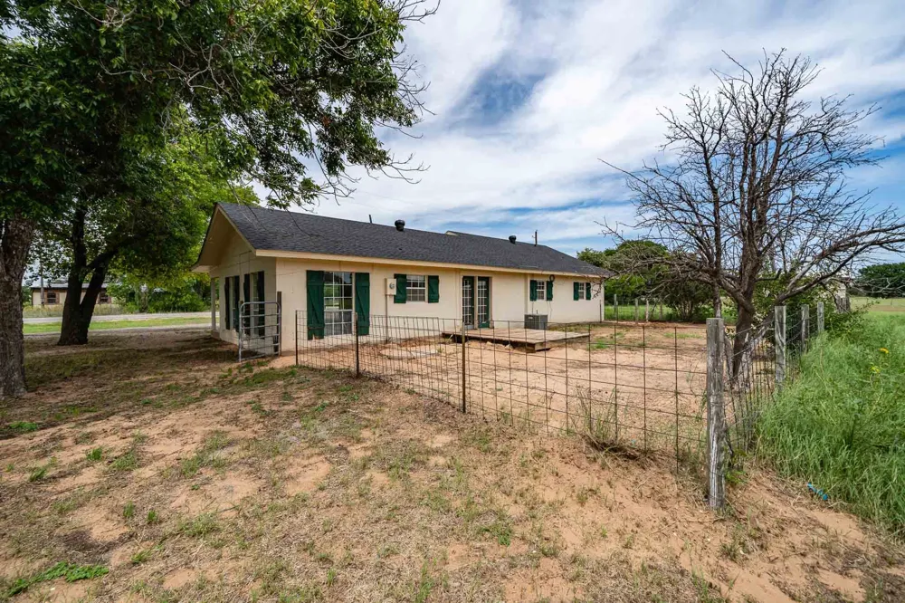 10362 Farm Road 3326 Hawley, TX 79525