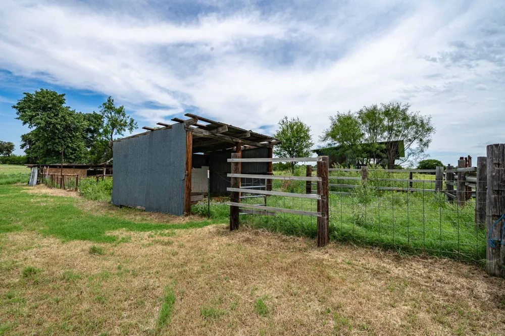 10362 Farm Road 3326 Hawley, TX 79525