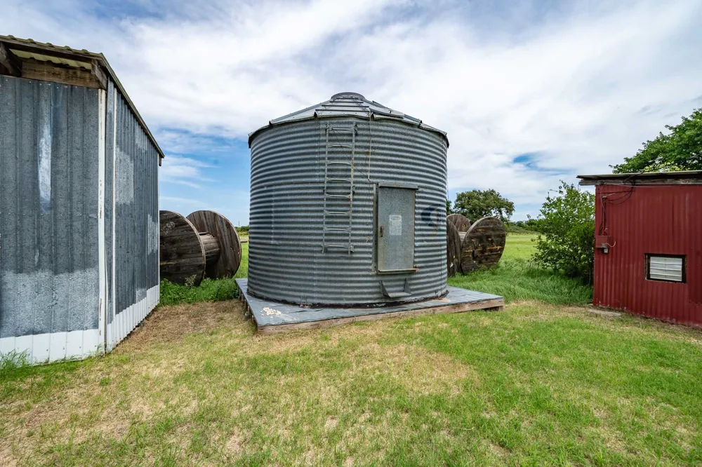 10362 Farm Road 3326 Hawley, TX 79525