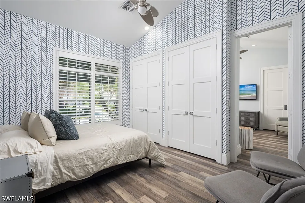 Laguna Way Naples, FL 34109