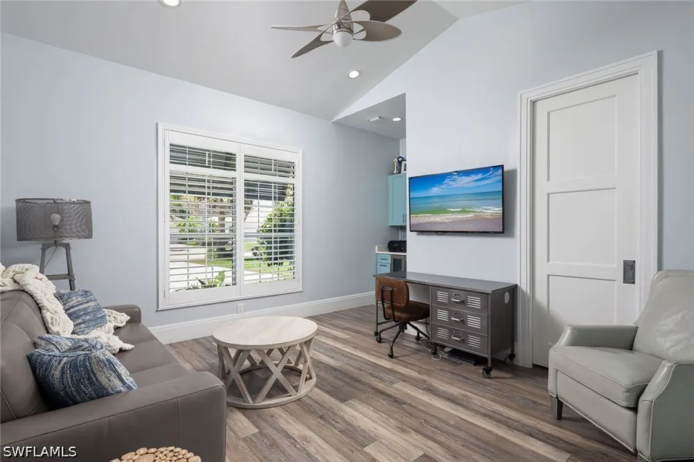 Laguna Way Naples, FL 34109