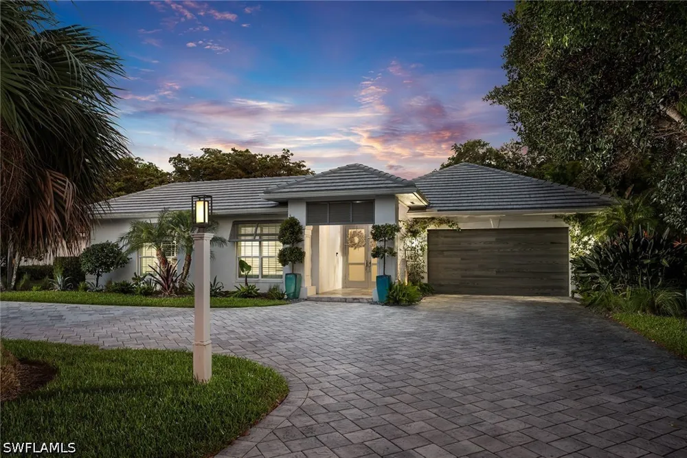 Laguna Way Naples, FL 34109