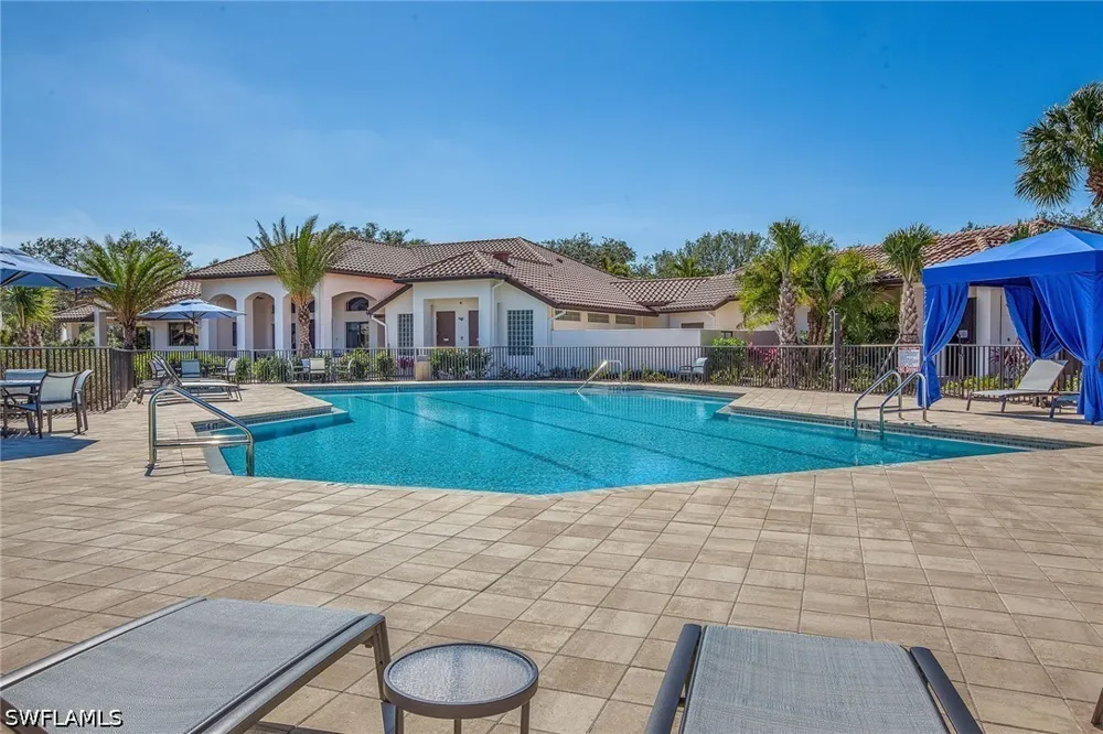 Laguna Way Naples, FL 34109