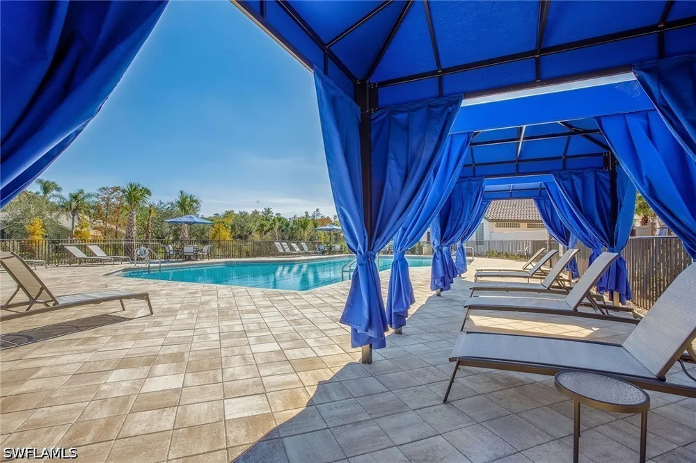Laguna Way Naples, FL 34109
