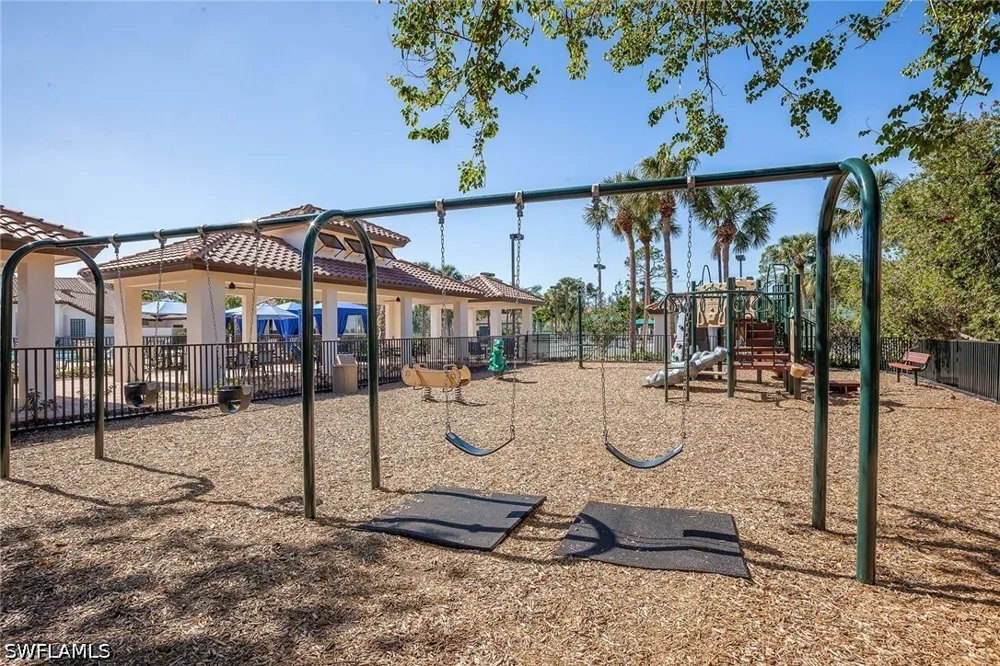 Laguna Way Naples, FL 34109