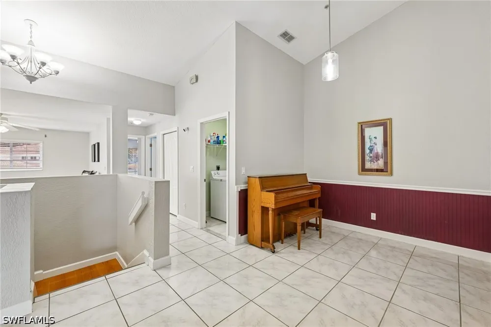 Dover Place #203 Naples, FL 34104