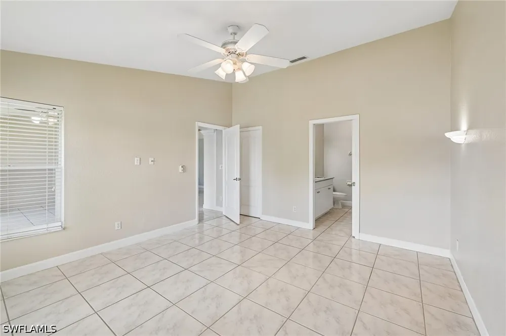Dover Place #203 Naples, FL 34104