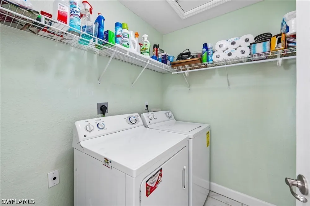 Dover Place #203 Naples, FL 34104