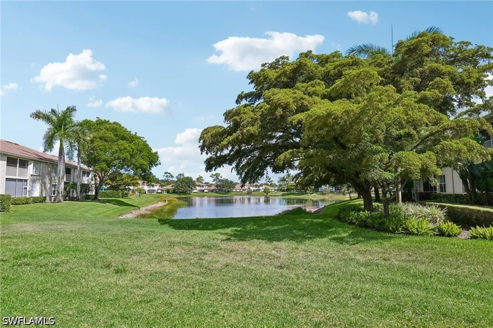 Dover Place #203 Naples, FL 34104