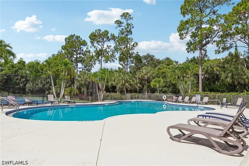 Dover Place #203 Naples, FL 34104