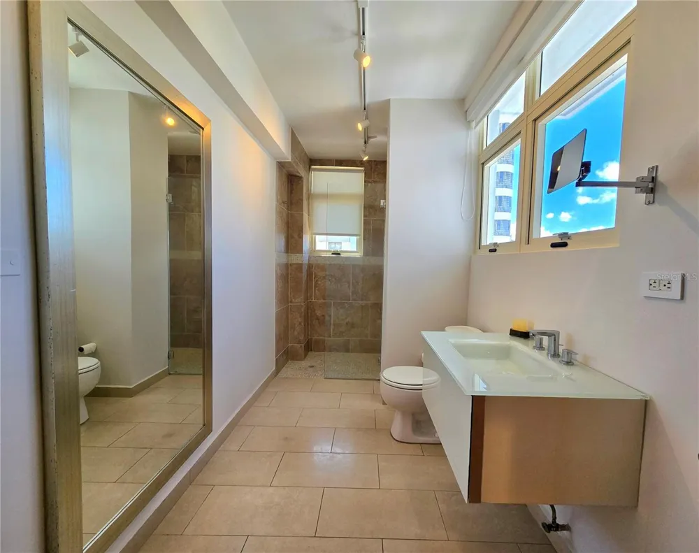 1160 MAGDALENA AVENUE #7B San Juan, PR 00907