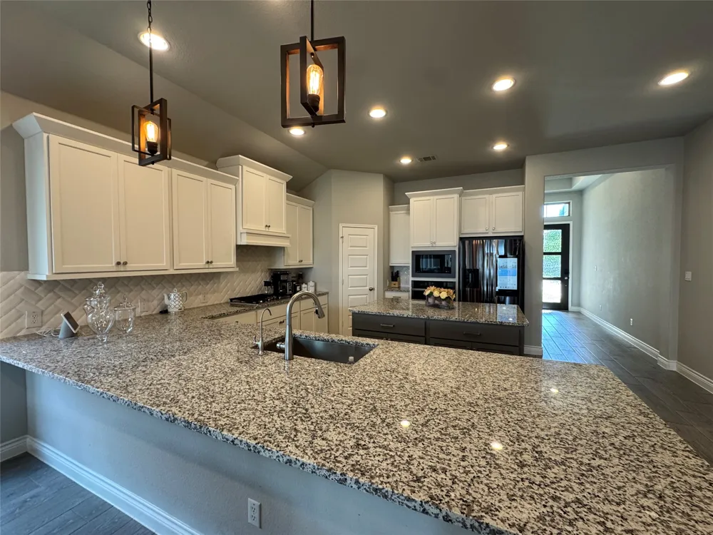 2004 Stirling Street Leander, TX 78641