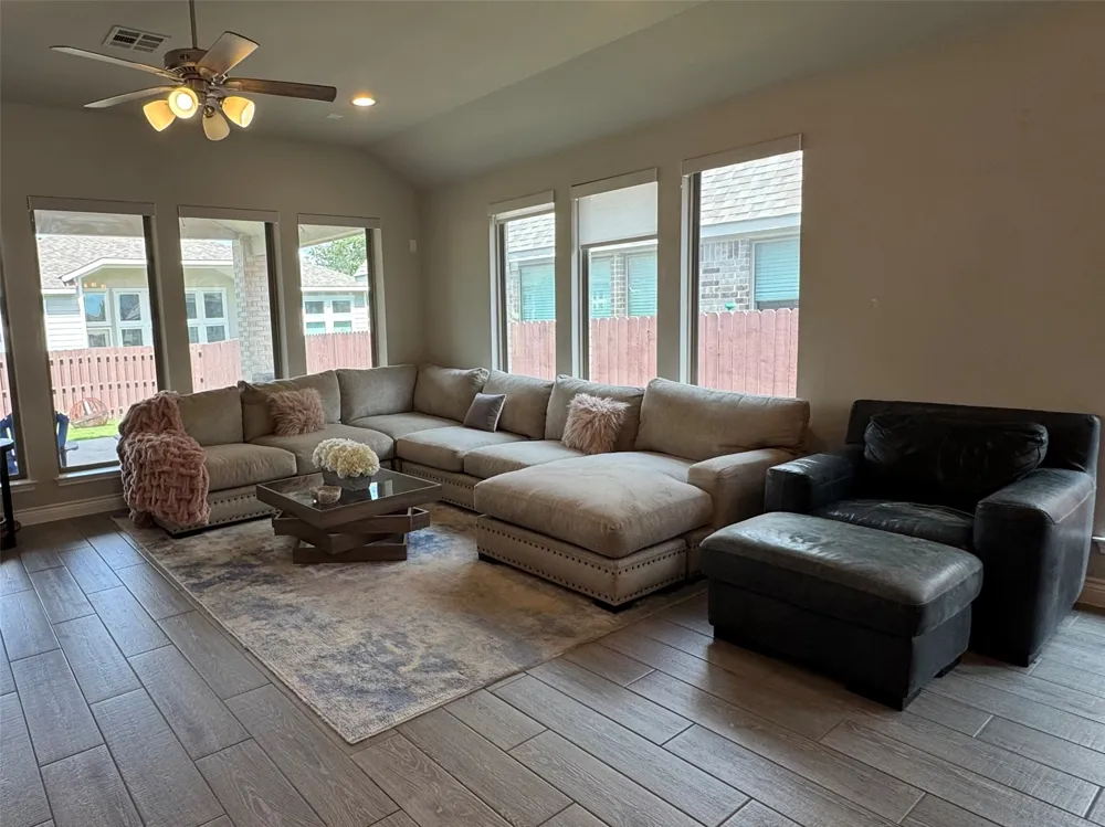 2004 Stirling Street Leander, TX 78641