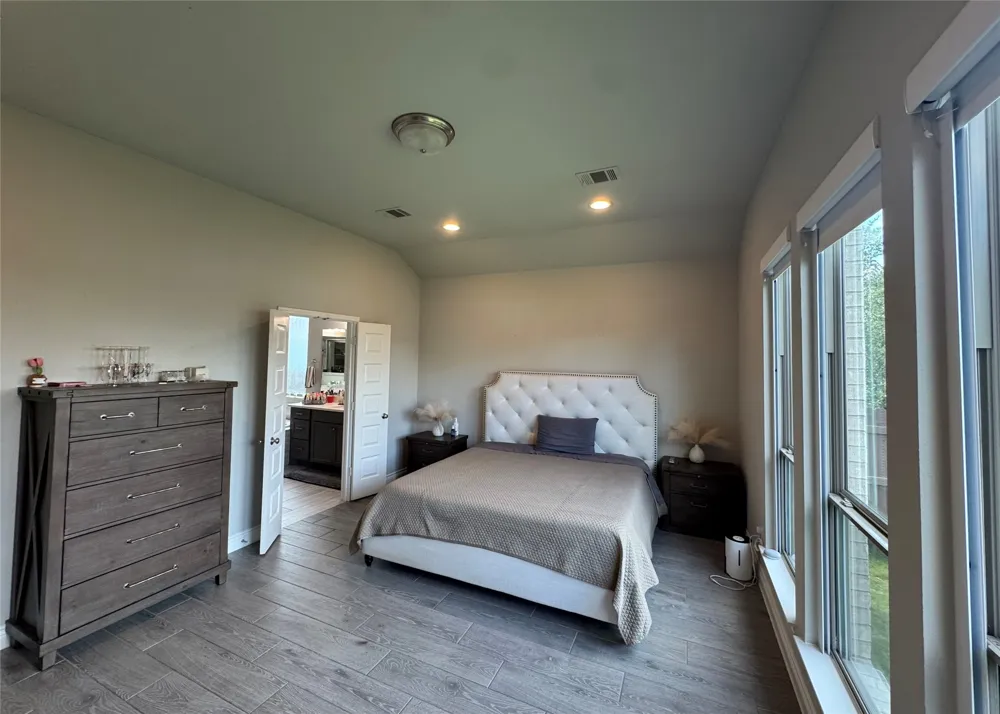 2004 Stirling Street Leander, TX 78641