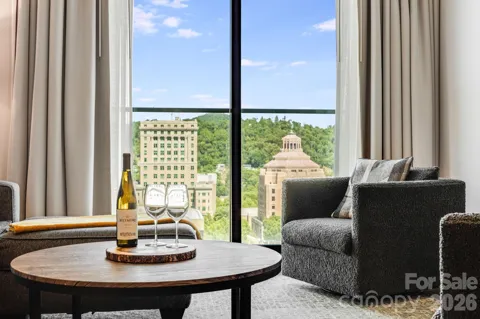 7 Patton Avenue #1006