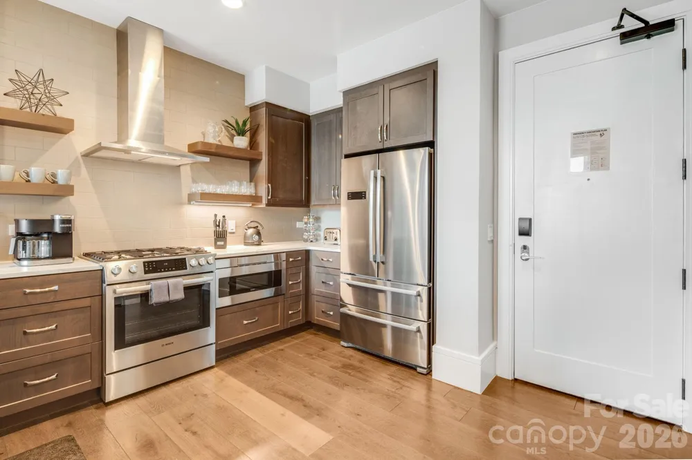 7 Patton Avenue #1006 Asheville, NC 28801