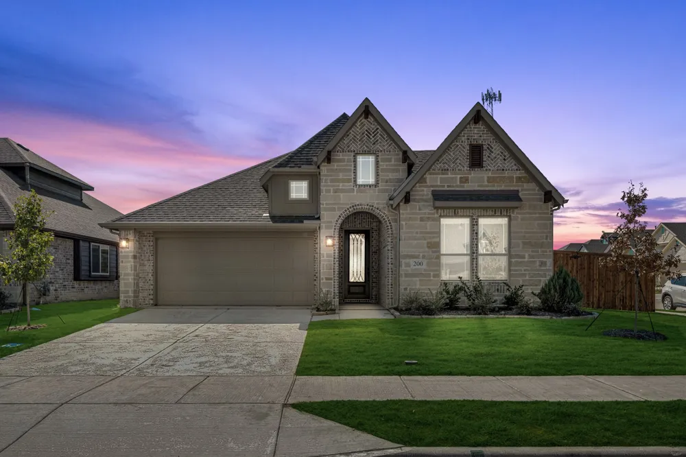 200 Sweetwater Drive Commerce, TX 75428