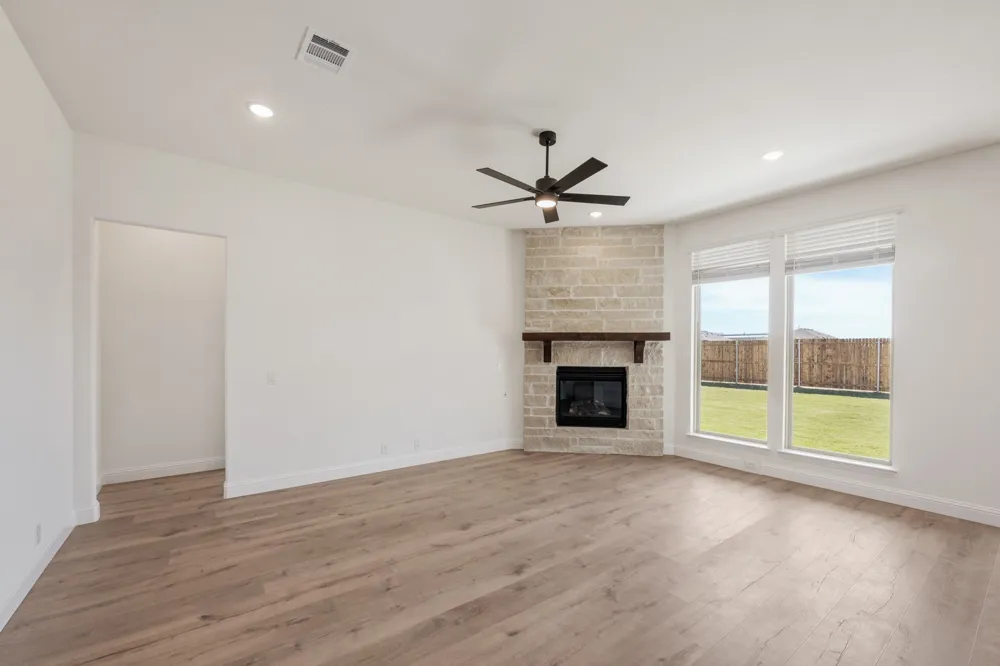 200 Sweetwater Drive Commerce, TX 75428