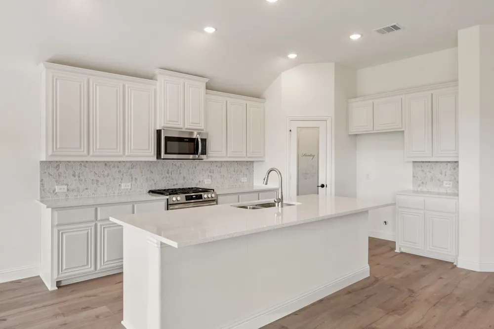 200 Sweetwater Drive Commerce, TX 75428
