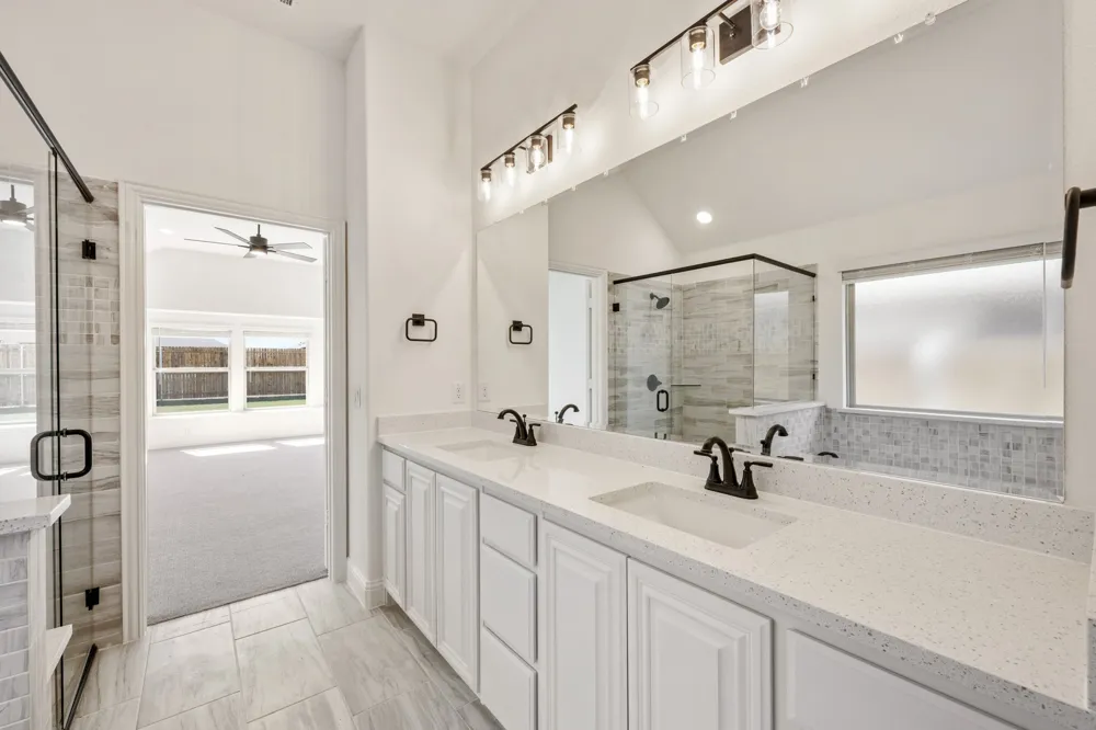 200 Sweetwater Drive Commerce, TX 75428