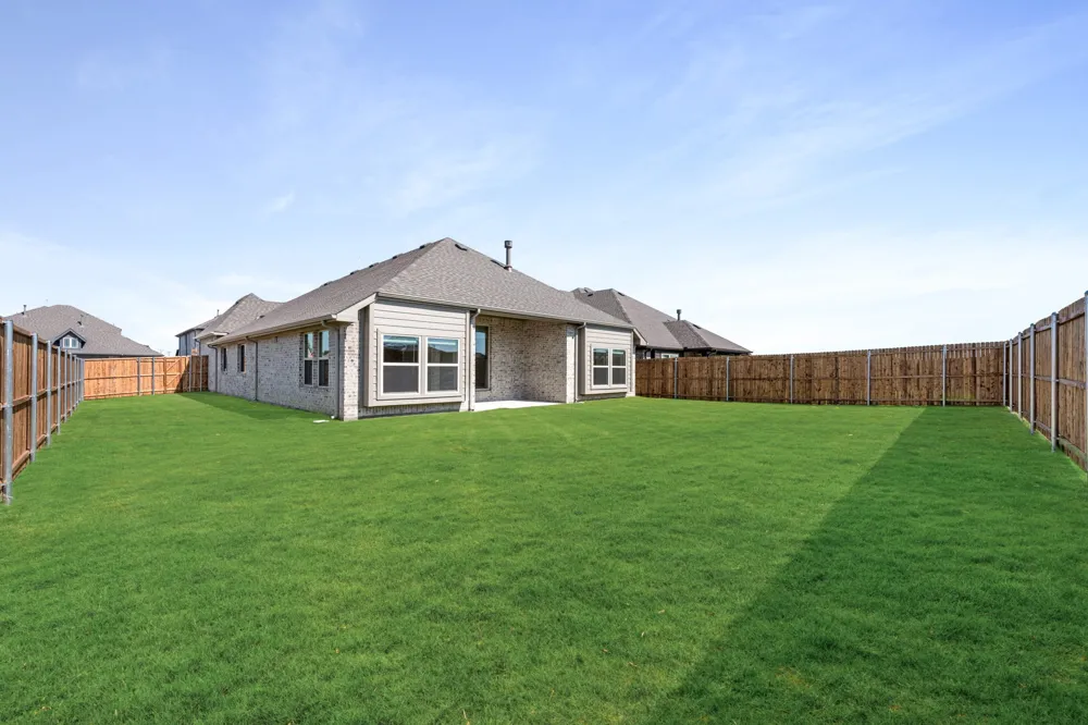 200 Sweetwater Drive Commerce, TX 75428