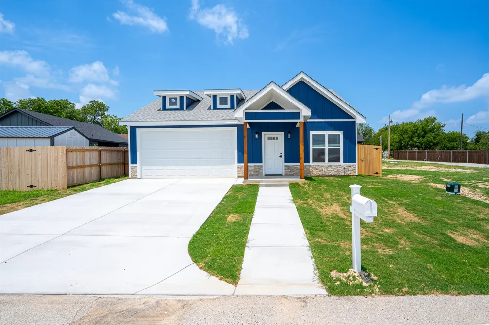 710 N Post Oak Street Dublin, TX 76446