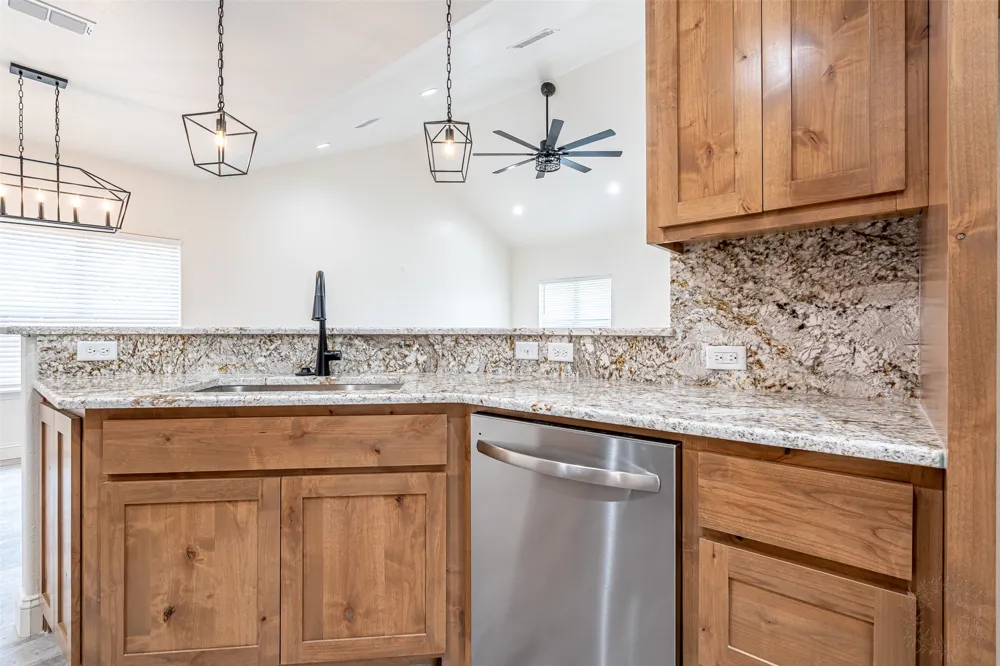 710 N Post Oak Street Dublin, TX 76446
