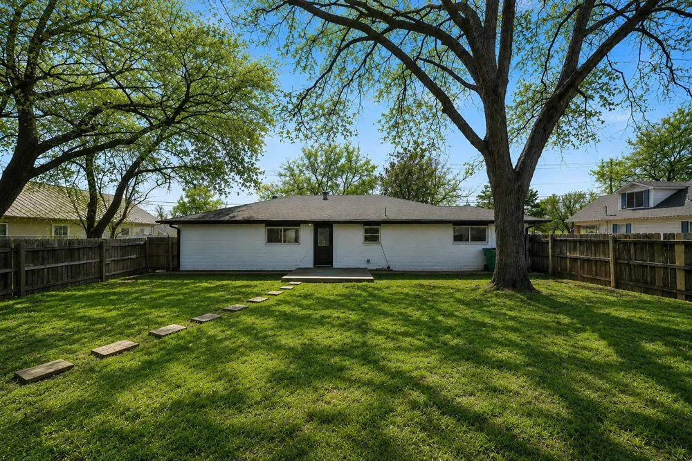 600 Mill Street Bowie, TX 76230