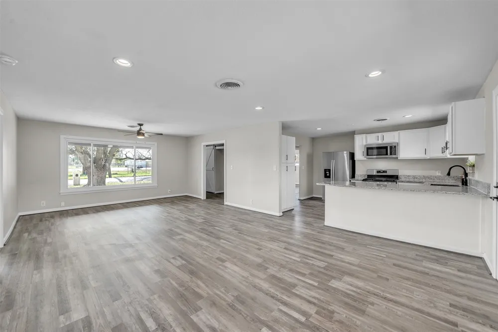 600 Mill Street Bowie, TX 76230
