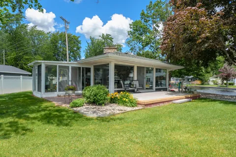 2282 Parker Drive