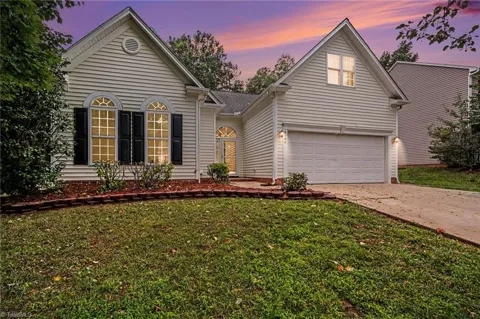 3380 Cherrybrook Drive