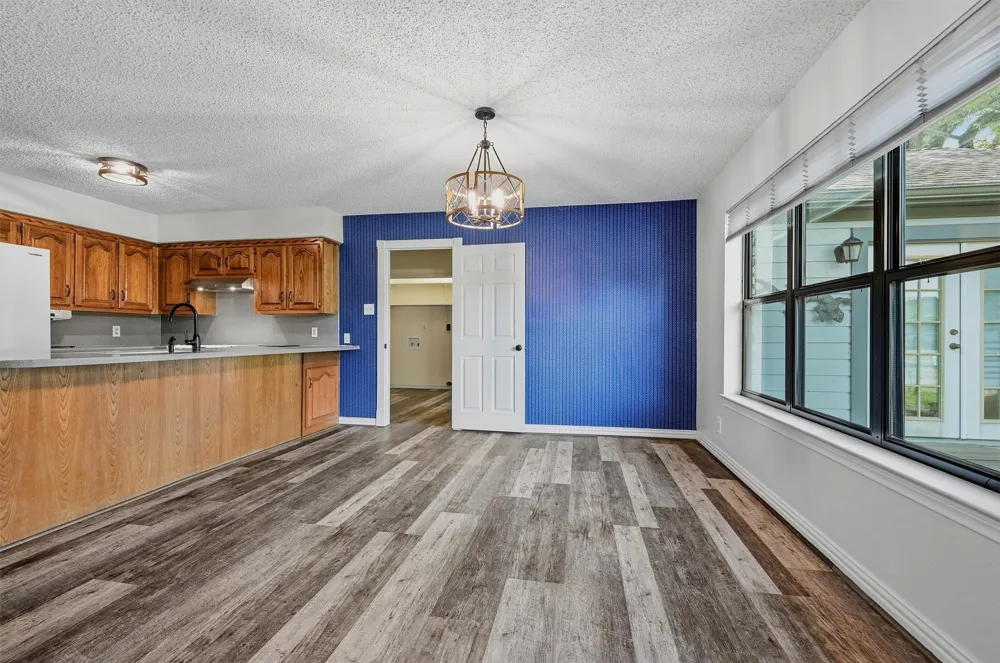 1344 Kiowa Drive E Lake Kiowa, TX 76240